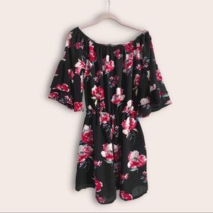 TALL - Alloy Apparel - Floral Off-The-Shoulder Romper